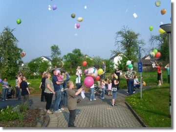 Die Luftballons fliegen